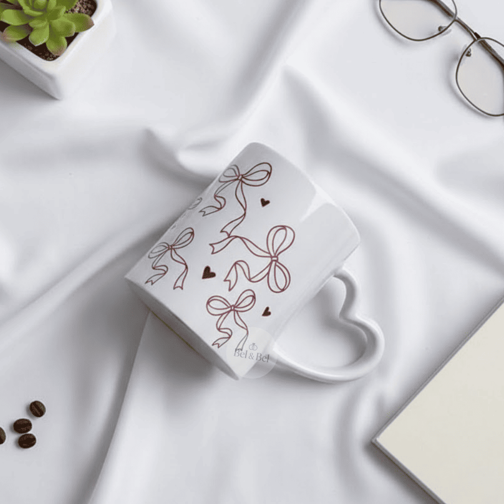 Mug Cœur « Coquette Bows » – Motifs Nœuds & Rubans Rouges – Balletcore Aesthetic - Bel & Bel